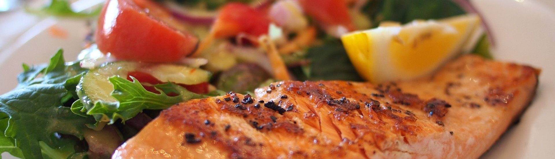 salmon, fish, seafood-518032.jpg